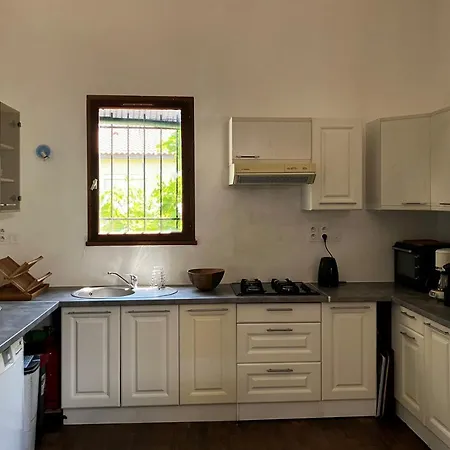 Villa, Piscine Sans Vis-a-vis, Plages A 20 Mn, 6 P Villa Le Cres