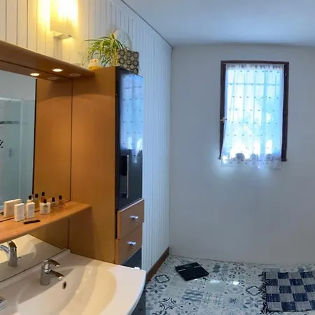 Villa, Piscine Sans Vis-a-vis, Plages A 20 Mn, 6 P Villa *