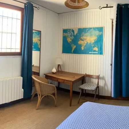 Villa Villa, Piscine Sans Vis-à-vis, Plages à 20 Mn, 6 P *